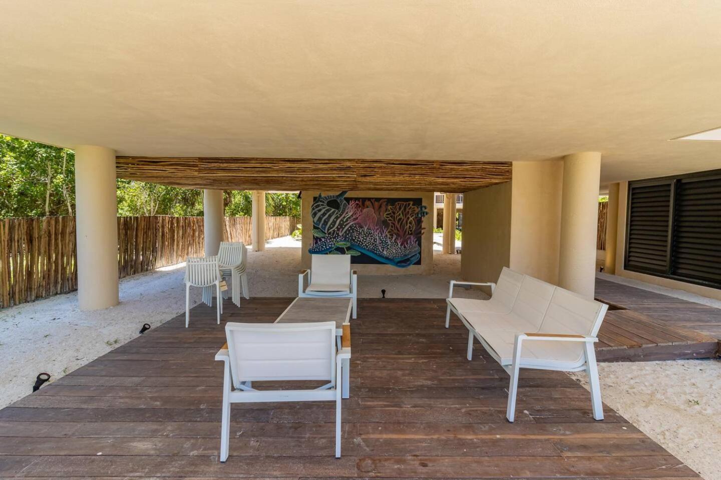 Pool View Loft Steps From The Ocean In Punta Cocos - C101 Hotel Isla Holbox Ngoại thất bức ảnh