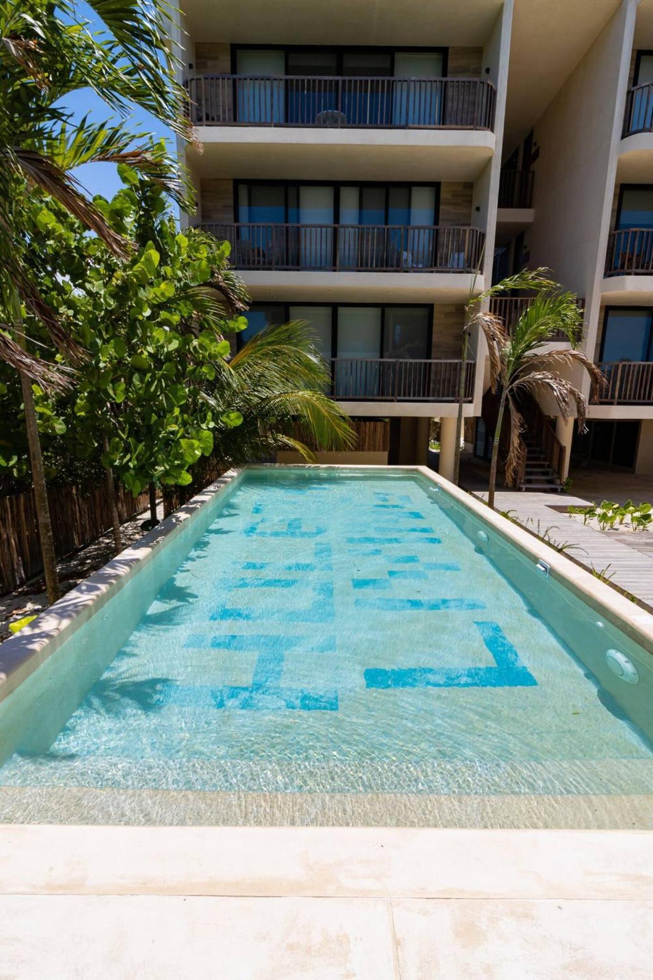 Pool View Loft Steps From The Ocean In Punta Cocos - C101 Hotel Isla Holbox Ngoại thất bức ảnh